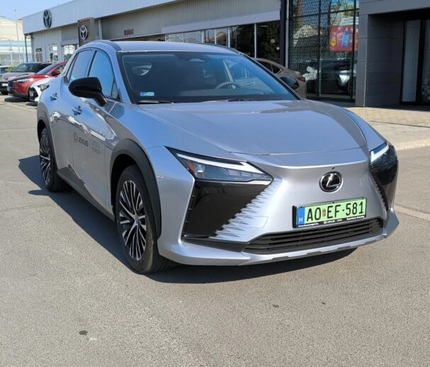 Lexus RZ 300e